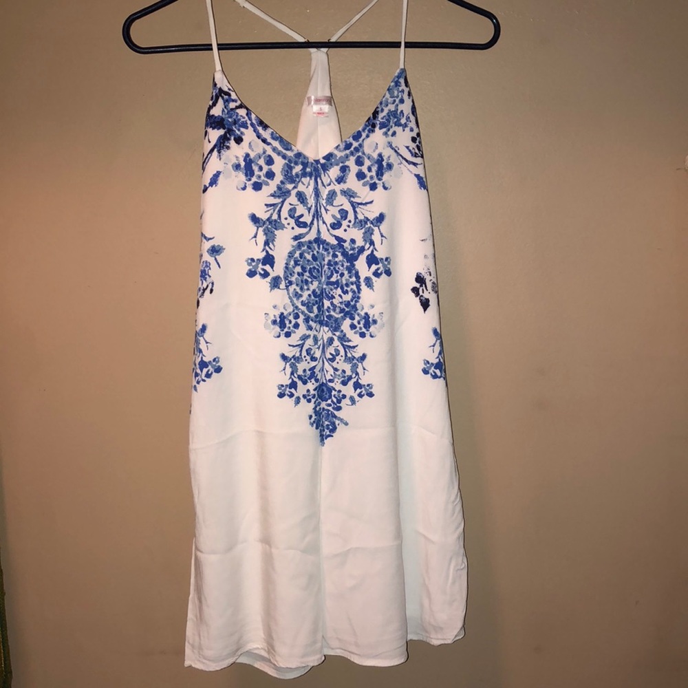 Dressss for LESS with me !!